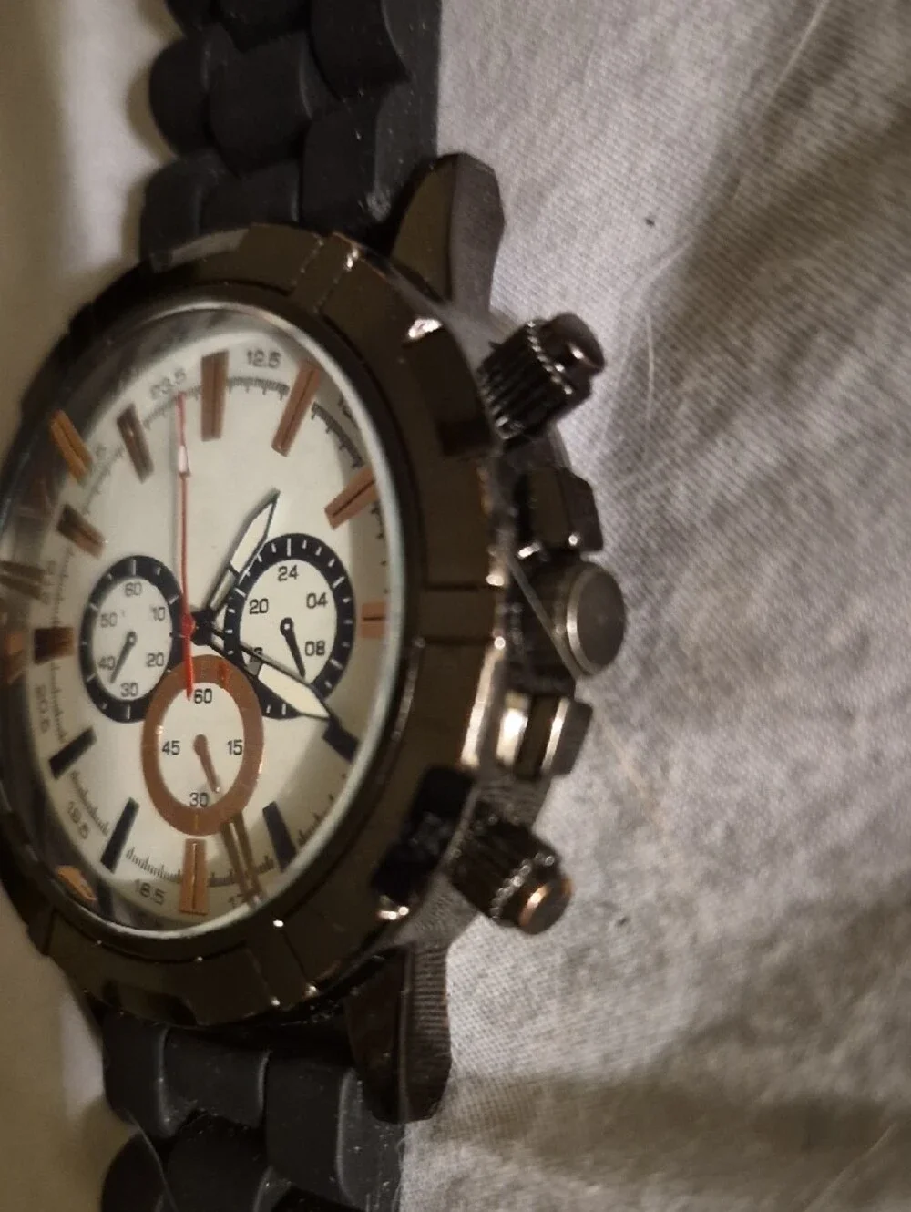 Men's Chronograph Watch with Black Silicone Band and White Dial